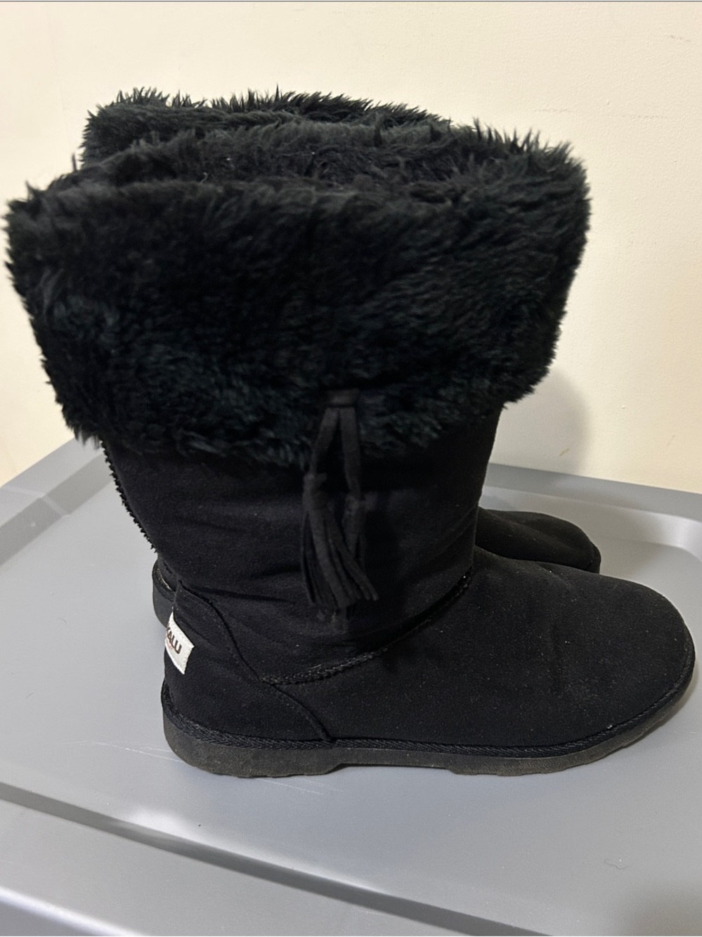 Black Faux-Fur Winter Boots - Cozy Women's Rain & Snow Boot